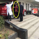 Tao Huabi was seen to ride on a red Bentley.
